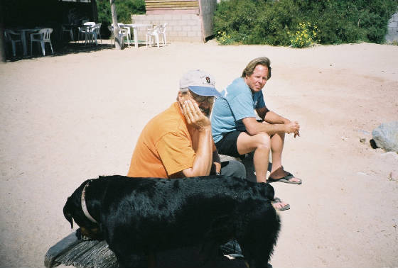 aa3dogscabo.jpg